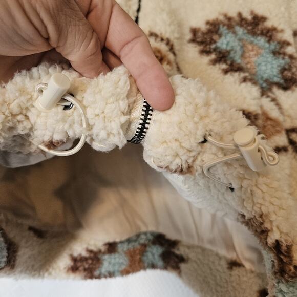 RSQ Small Aztec Teddy Sherpa Cropped Hoodie Full Zip Fuzzy Western Bohemian - Picture 5 of 7